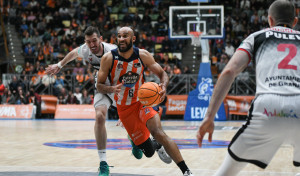 Phil Scrubb, quinta 'baja' del Leyma Coruña