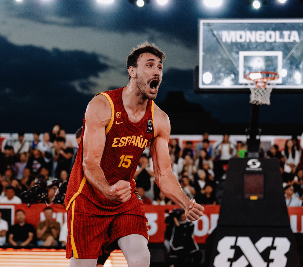 España se corona por primera vez campeona del mundo de 3x3 (21-17)