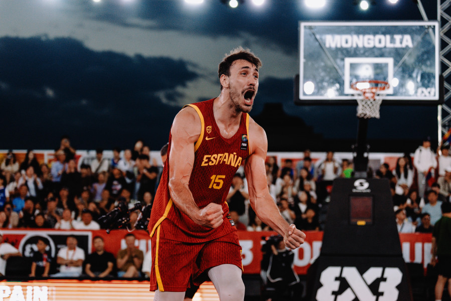 España se corona por primera vez campeona del mundo de 3x3 (21-17)