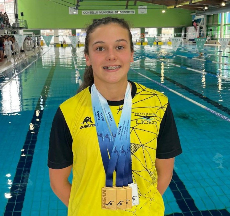 La coruñesa Iraide Cebey, del Liceo, gana cuatro medallas en el Campeonato Gallego Infantil de Natación