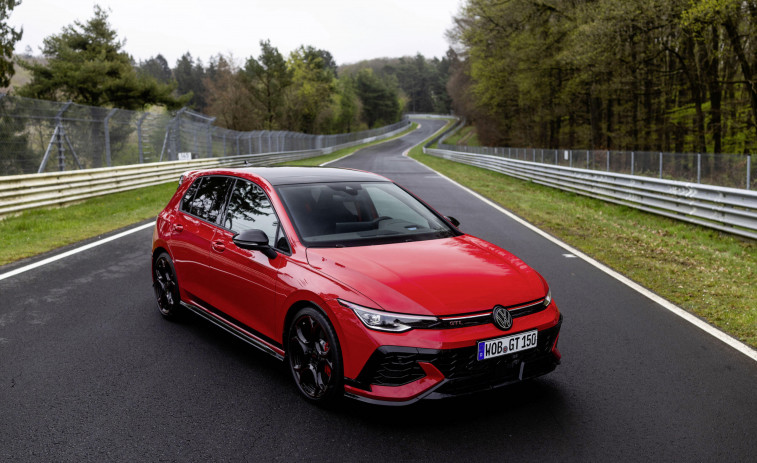 Volkswagen celebra medio siglo con el Golf GTI Edition 50
