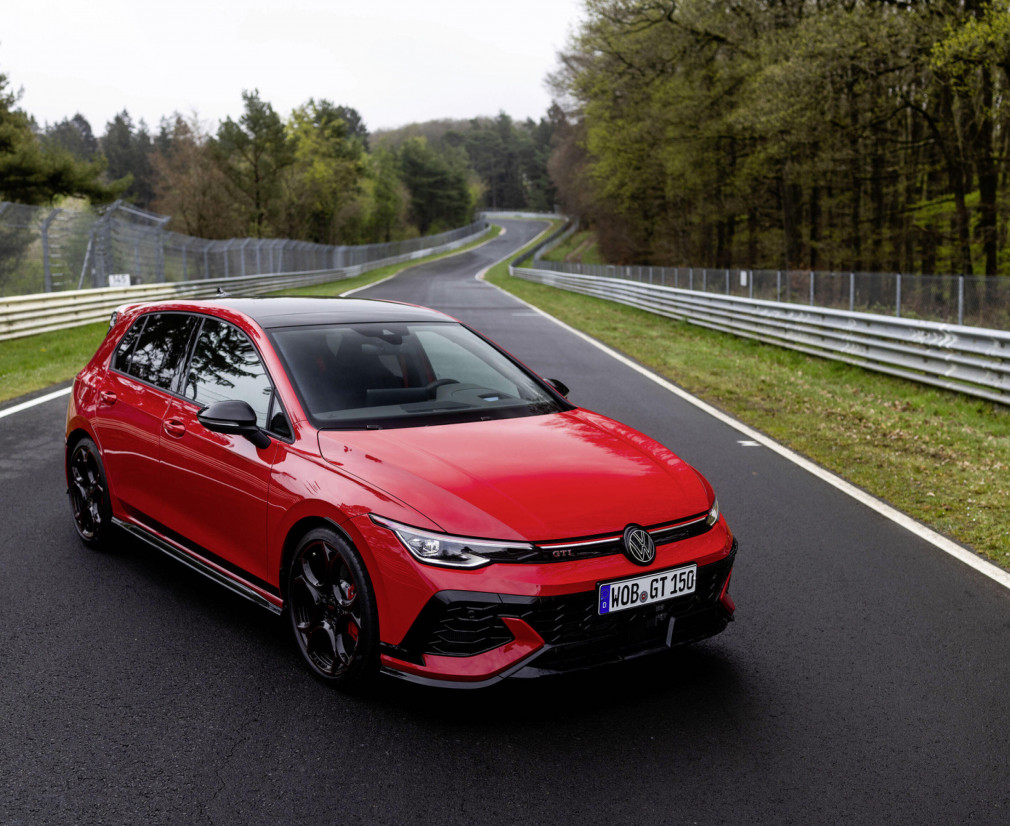 Volkswagen celebra medio siglo con el Golf GTI Edition 50