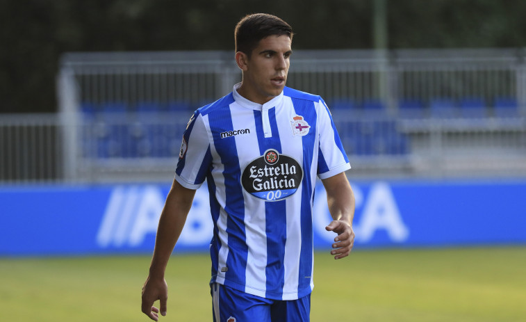 El exdeportivista Víctor García da el salto por fin a Primera División