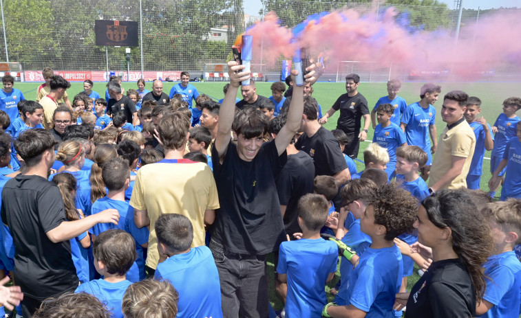 Punto y final a la primera Barça Academy en Arteixo
