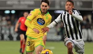 Ojo con el Almería, rival del Dépor, que va muy en serio