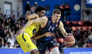 Joe Cremo, puntos exteriores para el Leyma Coruña