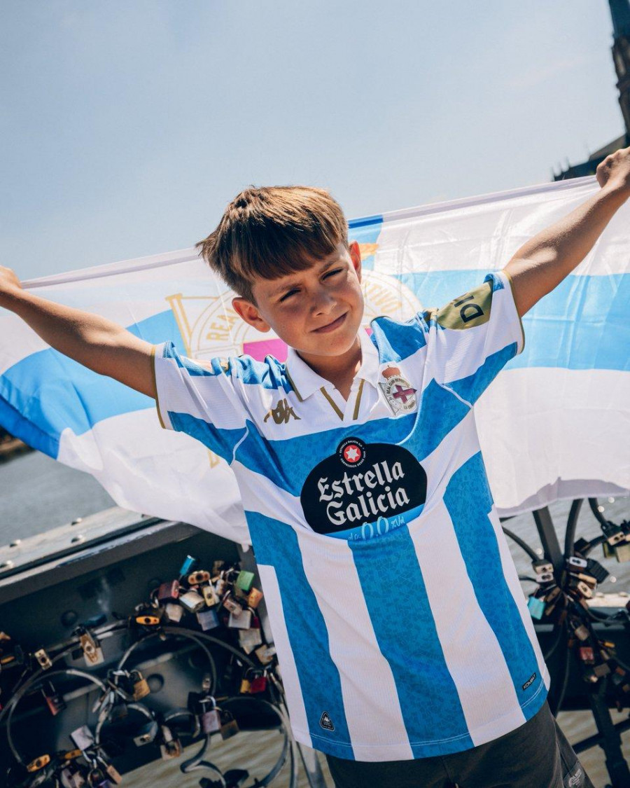 Así se diseñan las camisetas del Dépor: una historia llena de identidad y emoción