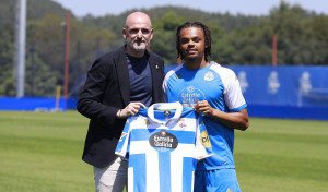 Lucas Noubi, nuevo central del Deportivo: 