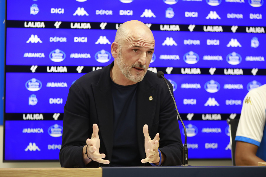 Soriano hace balance del mercado: "Yo ficharía hoy al delantero, pero hay jugadores con expectativas de Primera"