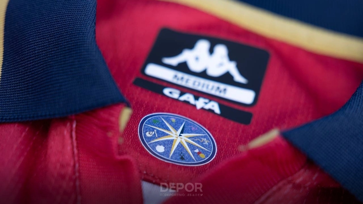 Segunda equipación del Deportivo RCD (3)
