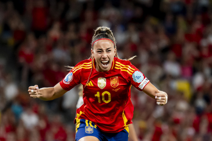 La exdeportivista Athenea abre la lata de Suiza y mete a España en semifinales de la Eurocopa (2-0)
