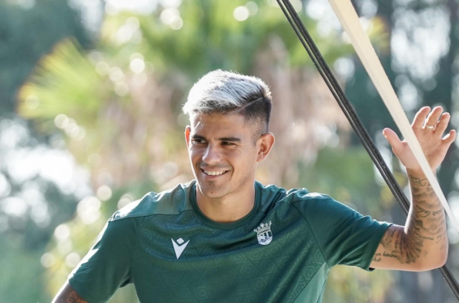 Un ex del Deportivo que ansía triunfar en el fútbol de plata