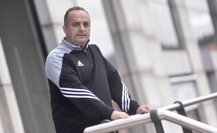 Juan Riveiro: “A diferencia de otros que tienen muchas ofertas, yo este verano... ninguna”