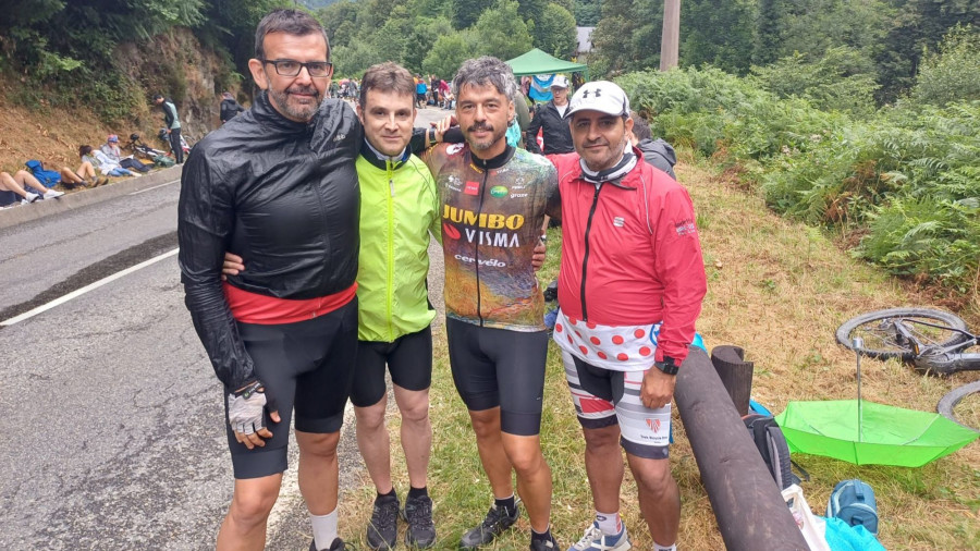 Coruñeses en el Disneyland del ciclismo