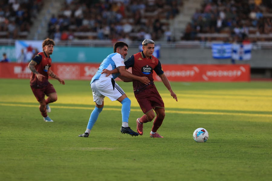 Sigue en directo el Compostela-Dépor: segundo examen de pretemporada para los blanquiazules