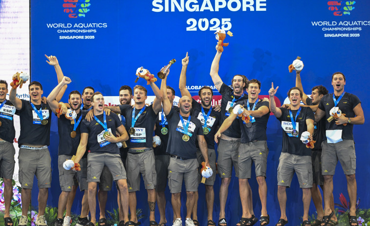 España suma su cuarto título mundial en el adiós soñado de Felipe Perrone (15-13)