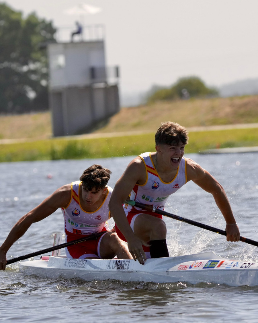 El betanceiro Antón Lagares, bronce mundial júnior en el C2 500 metros