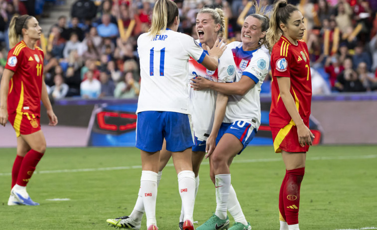 Inglaterra acaba con España en los penaltis y revalida el título de la Eurocopa  (3-1)