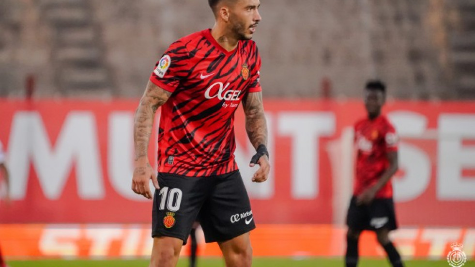 El Deportivo tantea a Antonio Sánchez para completar su centro del campo