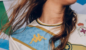 La camiseta de la bandera gallega se agota y el Dépor prepara refuerzo de stock
