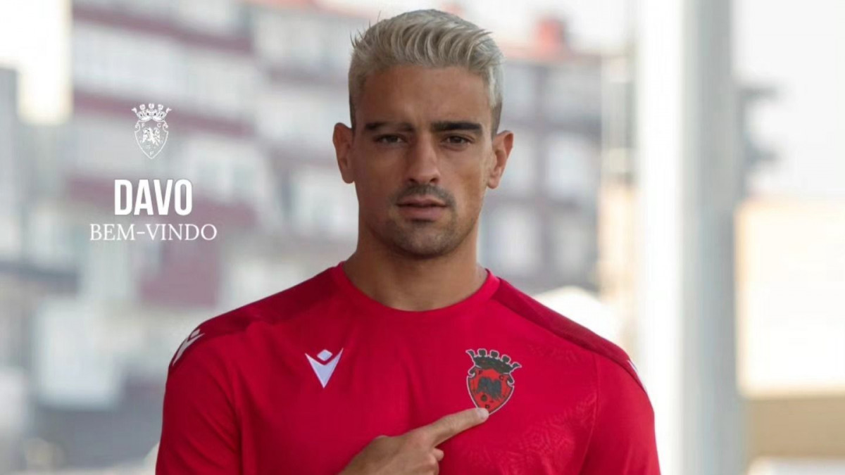 Davo, en su presentación con el Penafiel