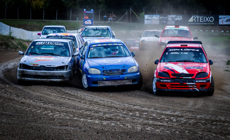 Todos los líderes del Nacional de autocross están en Arteixo