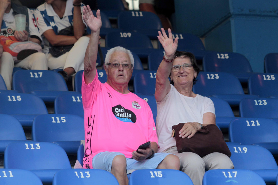 La hinchada del Dépor entra en calor