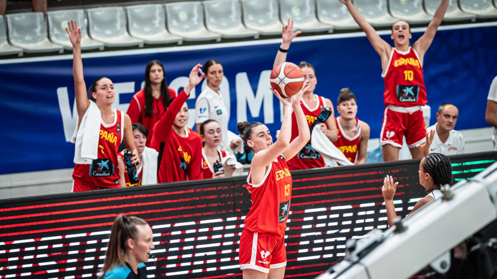 La selección femenina sub-20 se hace de oro en diez minutos