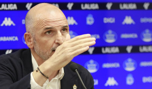 Fernando Soriano, sin relax, pese a la euforia por el estreno del Dépor