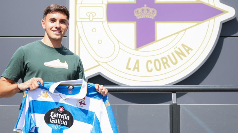 Pablo Cortés ya marca para un Fabril que venció a la Sarriana (1-3)