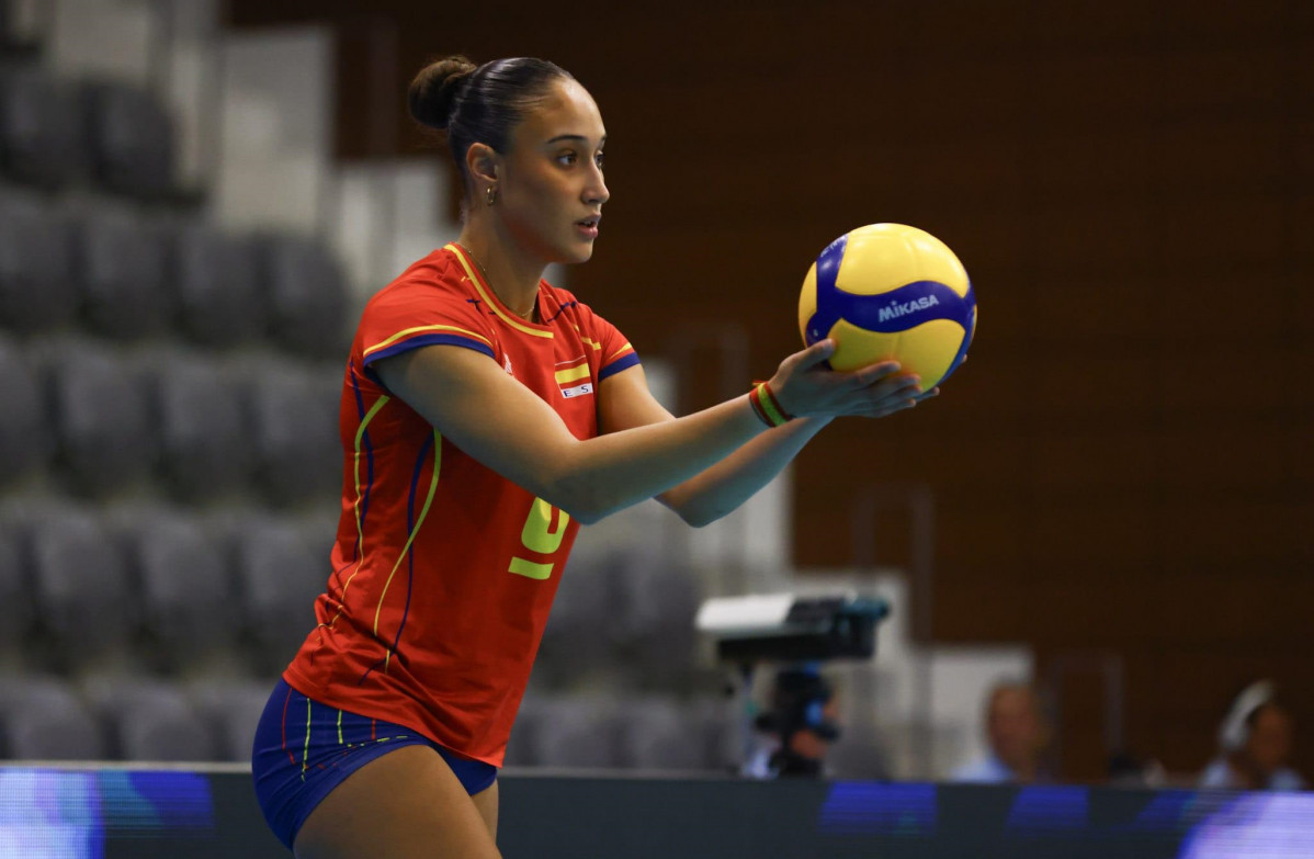 Inu00e9s Losada