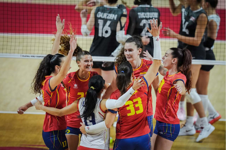 Lucía Varela y Jimena Fernández guían a España en una ajustada derrota contra Canadá (2-3)
