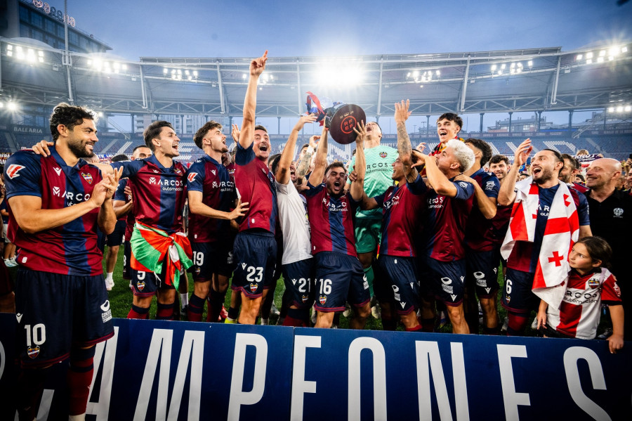 El ascenso a Primera, objetivo del Dépor, exige ganar más de la mitad en Riazor